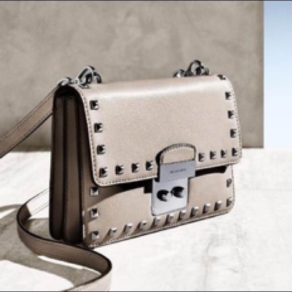 Michael Kors Studded Gusset Leather Crossbody. - Picture 4 of 10